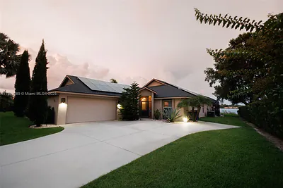 1058 Lake Carrie Dr Lake Placid FL