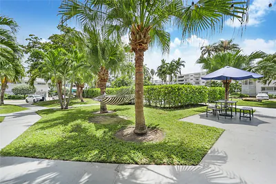 9800 E Bay Harbor 8 #8 Bay Harbor Islands FL