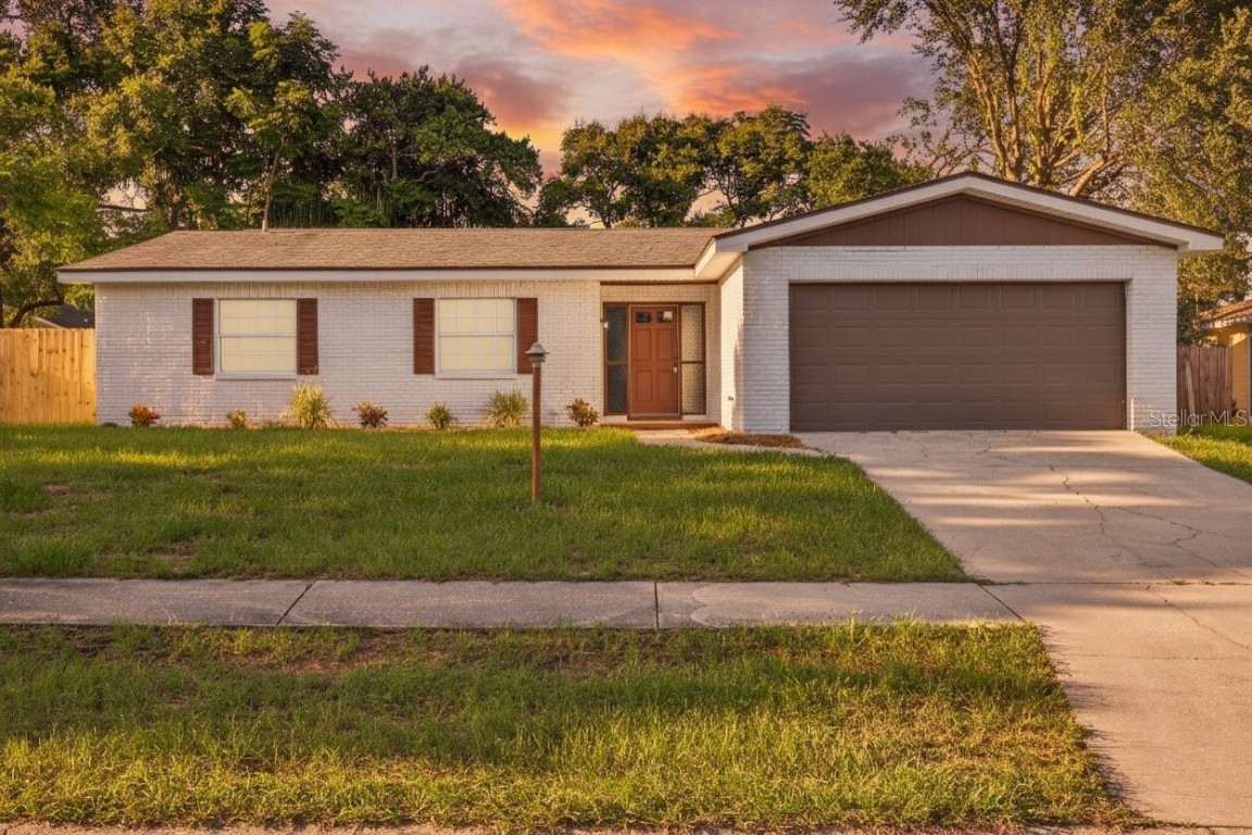 3820 RAVENNA DRIVE Valrico FL