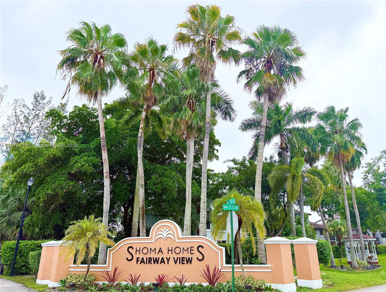 17650 NW 73rd Ave 209-18 #209-18 Hialeah FL