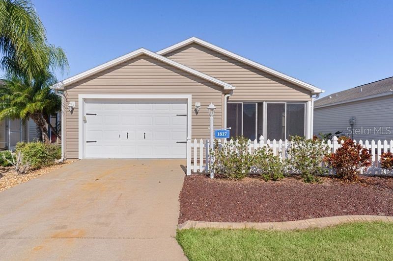 1817 ORANGE COURT The Villages FL