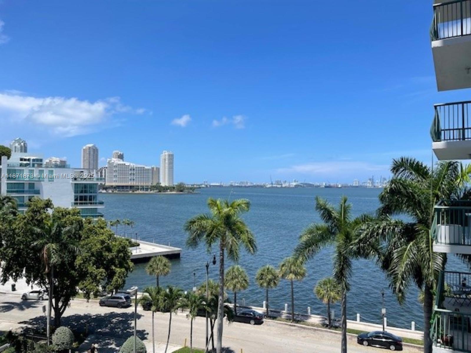 1408 Brickell Bay Dr 611 #611 Miami FL