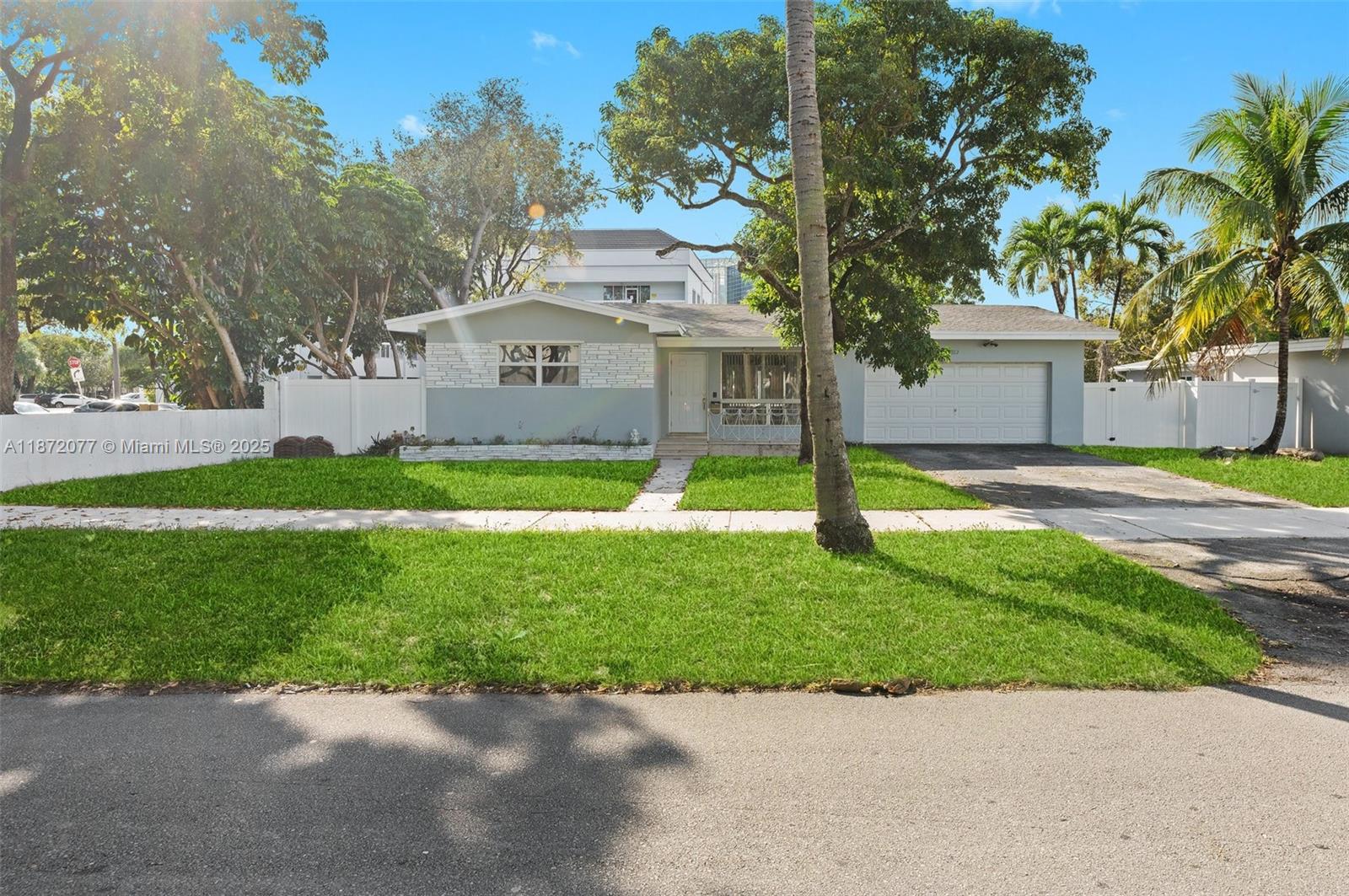 3812 N Circle Dr 0 Hollywood FL