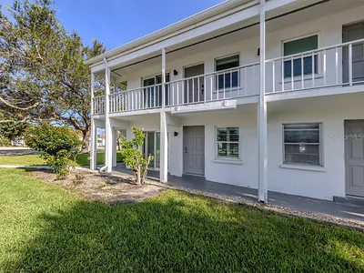 1001 INLET CIRCLE 169 #169 Venice FL