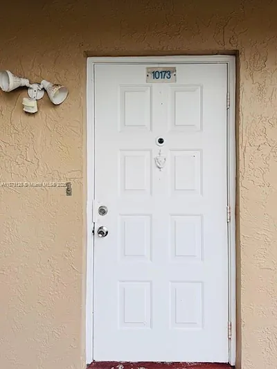 10173 Twin Lakes Dr 23-D #23-D Coral Springs FL