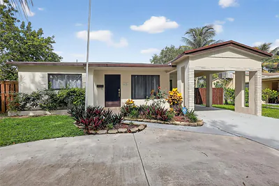 606 N 28th Ave Hollywood FL