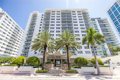6917 Collins Ave 1404 #1404 Miami Beach FL