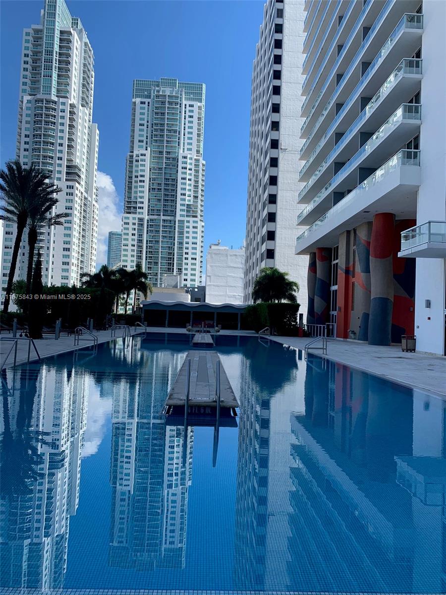 50 Biscayne Blvd 3205 #3205 Miami FL