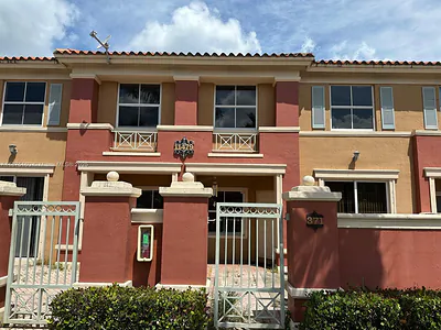 11479 NW 60th Ter 371 #371 Doral FL