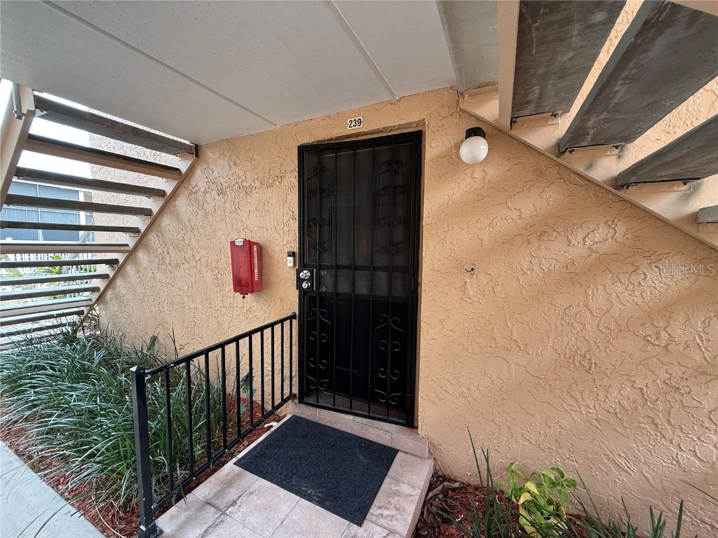 4715 JOSEPH COURT 239 #239 Tampa FL