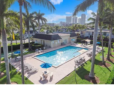 2413 NE 10th St 149 #149 Hallandale Beach FL