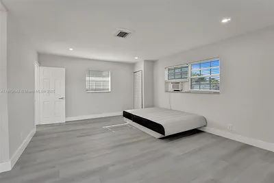 5657 Grant St 5 #5 Hollywood FL