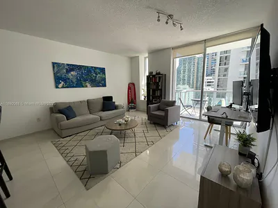 1050 Brickell Ave 1510 #1510 Miami FL