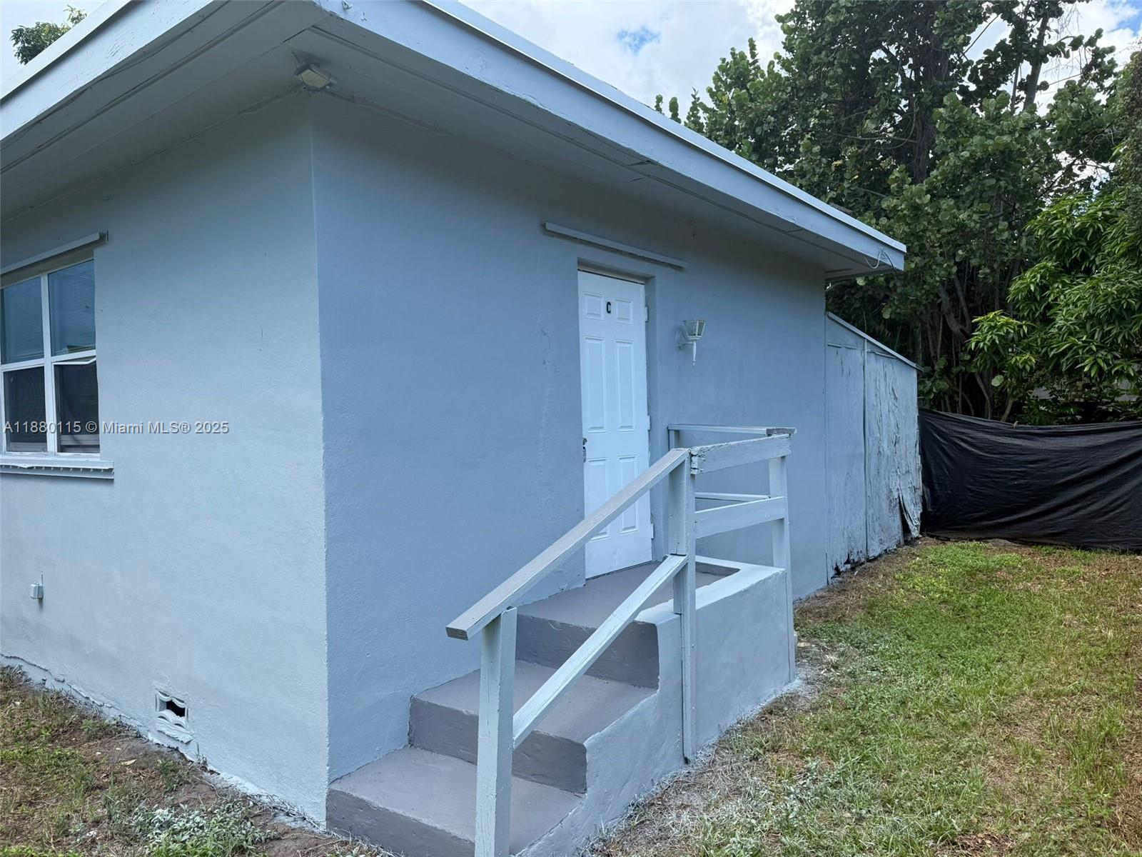 2813 Dewey St C #C Hollywood FL