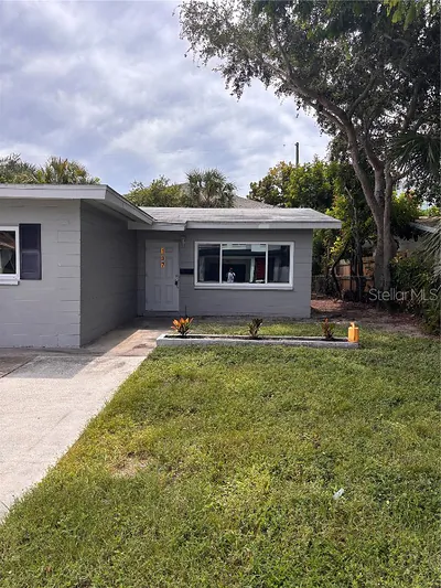 137 38TH AVENUE SE St Petersburg FL