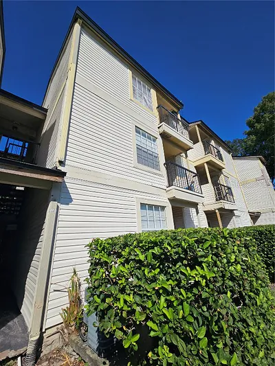 1940 LAKE ATRIUMS CIRCLE 106 #106 Orlando FL