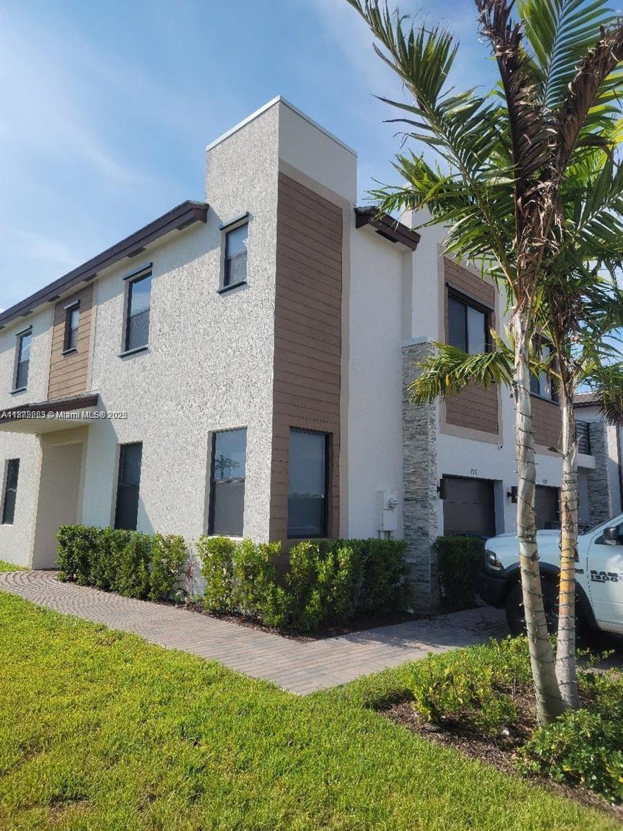 796 NE 208th Ter 796 #796 Miami Gardens FL