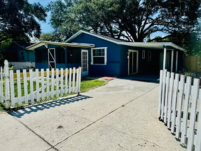 711 E 129TH AVENUE Tampa FL