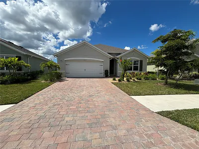 20493 CAMINO TORCIDO LOOP North Fort Myers FL