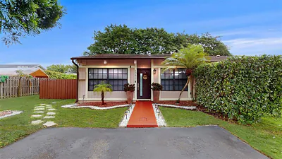 13417 SW 101st Ln Miami FL