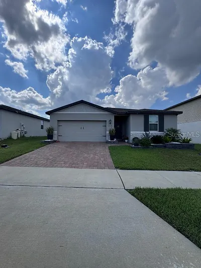 1424 SAGUARO STREET Davenport FL