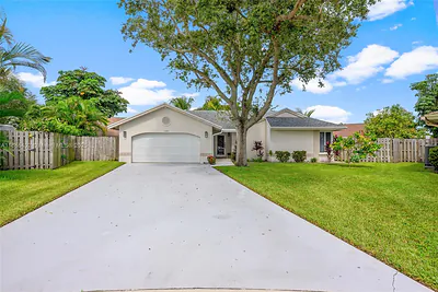 10445 NW 31st Ct Sunrise FL