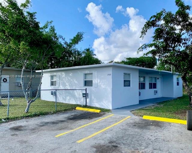 1709 NW 7th St B #B Fort Lauderdale FL