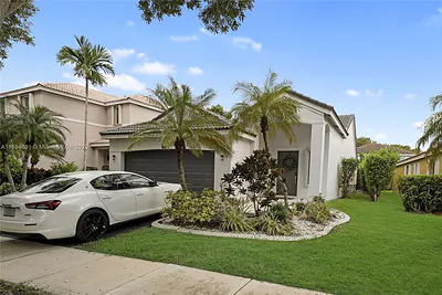 4216 Mahogany Ridge Dr Weston FL