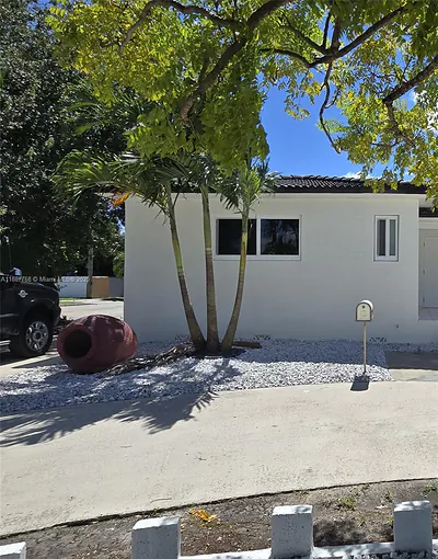 598 E 41st St A #A Hialeah FL