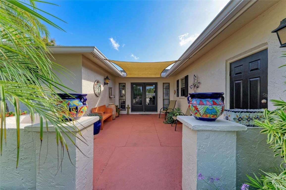 7087 FAIRWAY BEND CIRCLE Sarasota FL