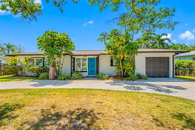 1228 76TH AVENUE N St Petersburg FL