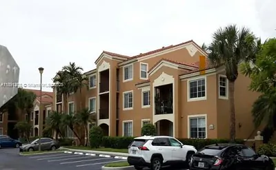 8000 N Nob Hill Rd 101 #101 Tamarac FL