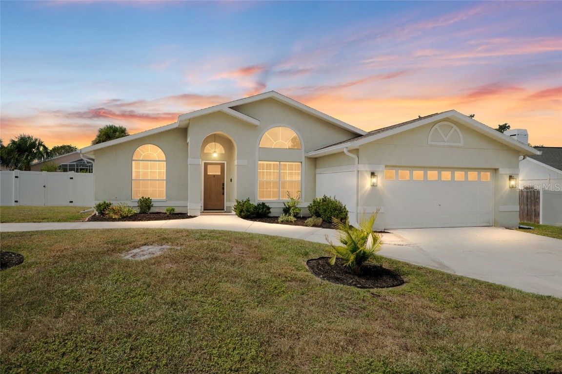 18639 WHITE PINE CIRCLE Hudson FL