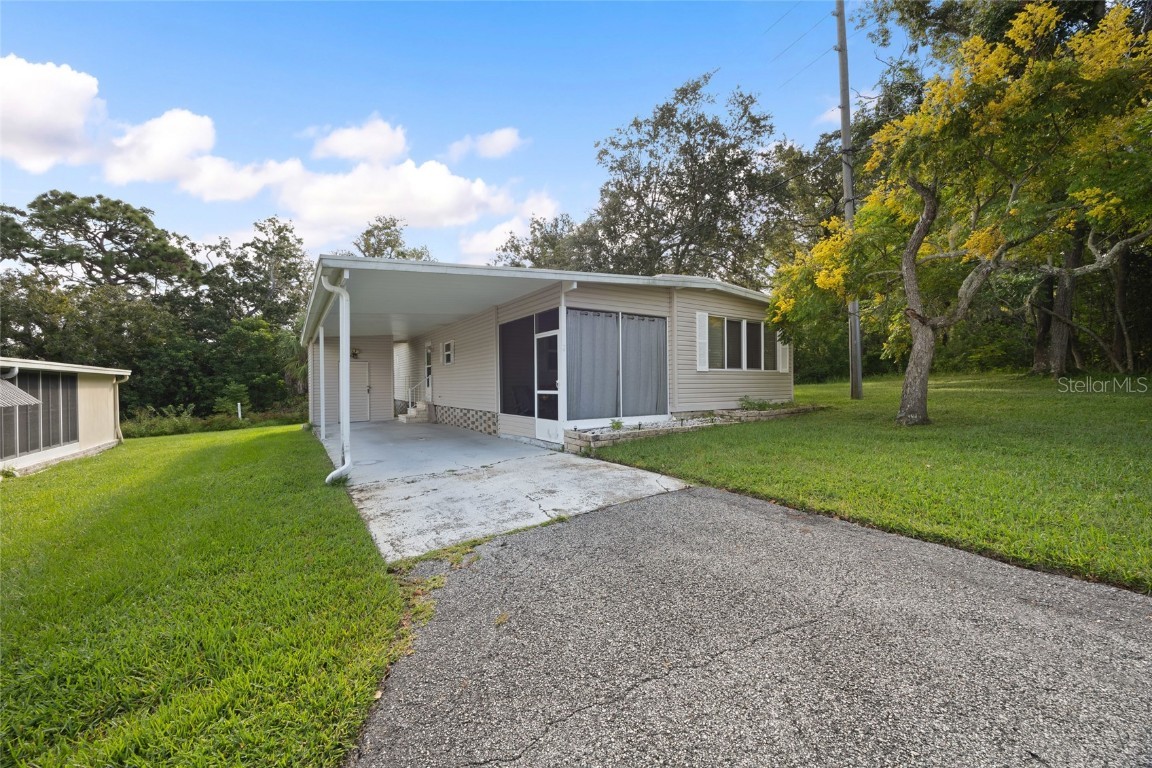 70 LIVE OAK COURT 21 #21 Safety Harbor FL