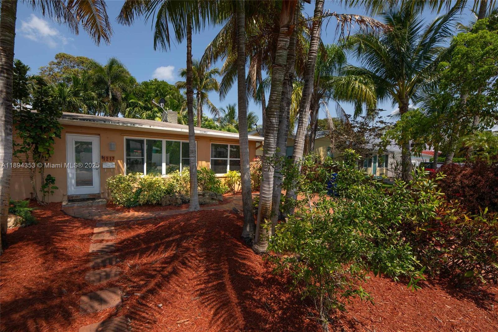 1217 NE 16th 2 #2 Fort Lauderdale FL