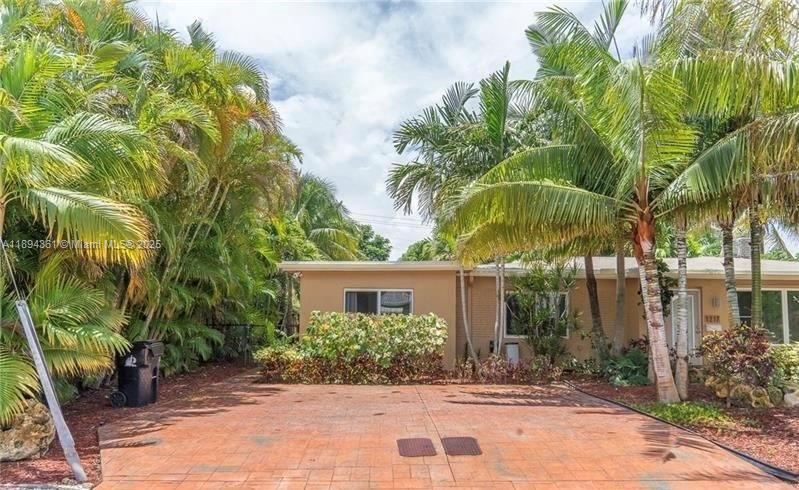 1215 NE 16th Ave 1 #1 Fort Lauderdale FL