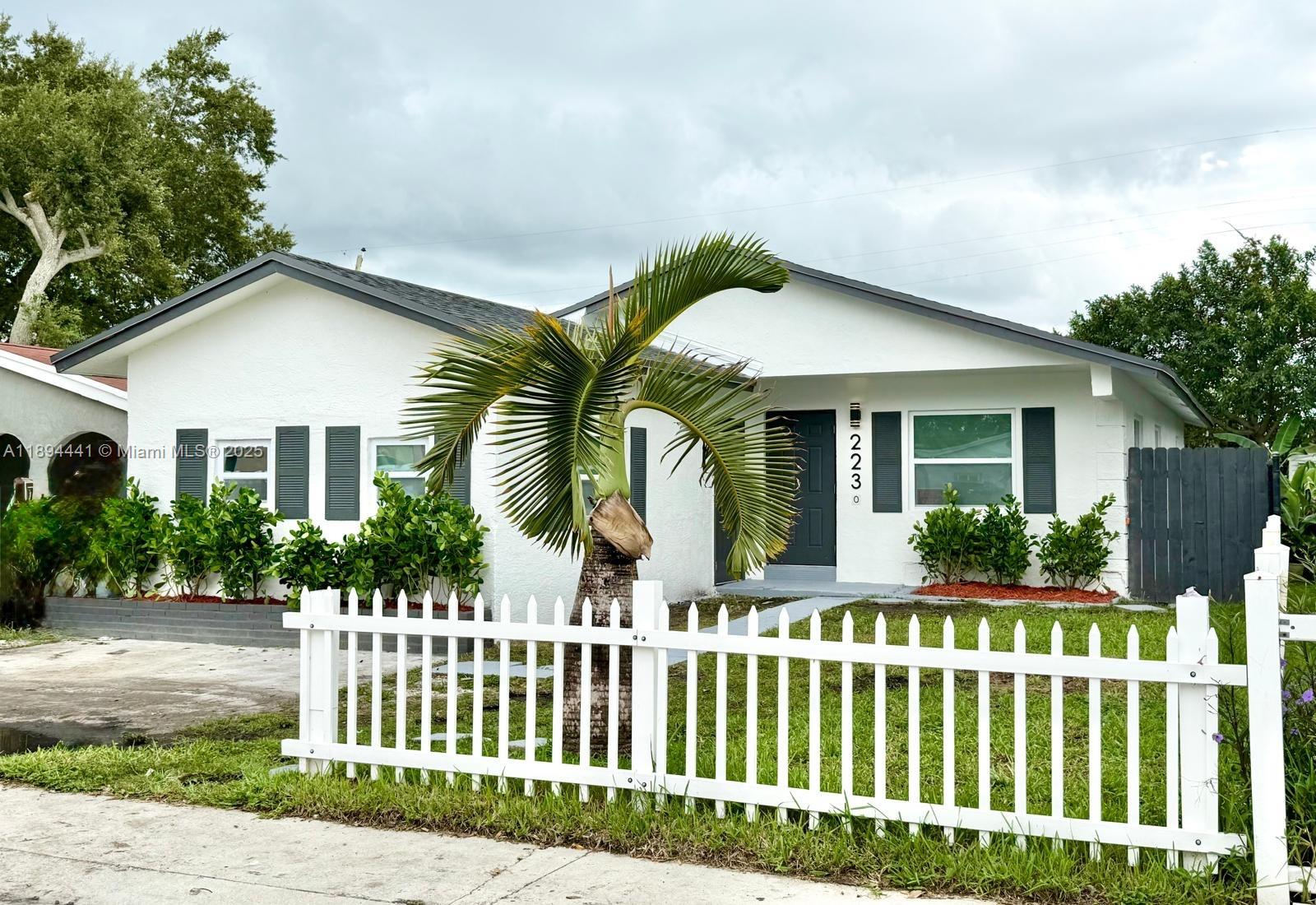 2230 Farragut St Hollywood FL