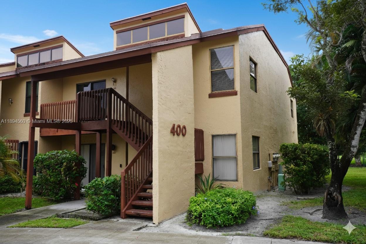 410 E Lakeview Dr E 410 #410 Royal Palm Beach FL