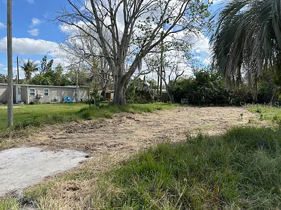 4852 SNUG HARBOR ROAD New Port Richey FL