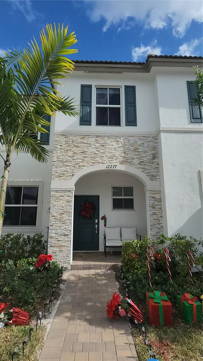 12277 NW 24th Pl 12277 #12277 Miami FL