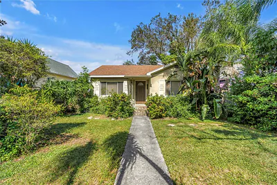 1211 16TH AVENUE N St Petersburg FL
