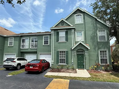 9650 LAKE CHASE ISLAND WAY 9650 #9650 Tampa FL