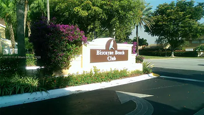 15551 SW 104th Ter 822 #822 Miami FL