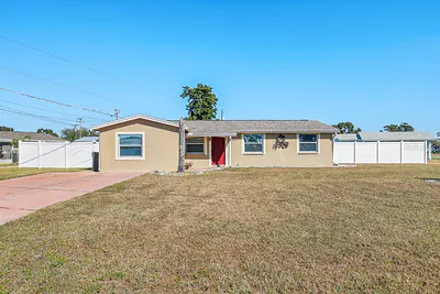 6101 FIREFLY LANE Apollo Beach FL