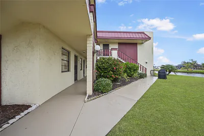 66 BOUNDARY BOULEVARD 282 #282 Rotonda West FL