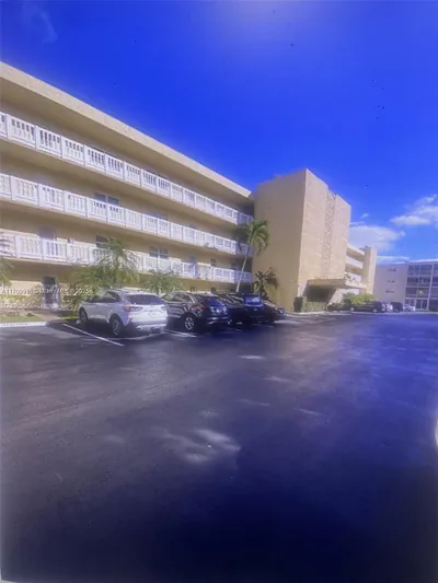 415 SE 11th Ter 201 #201 Dania Beach FL