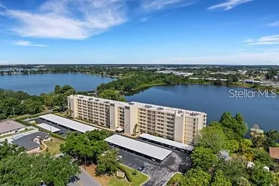700 MIRROR TERRACE NW 403 #403 Winter Haven FL