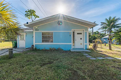 4504 Oakley St B #B Port Charlotte FL