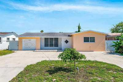 7601 Harbour Blvd Miramar FL