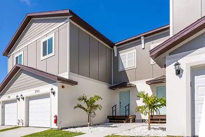 2044 SILVERSTONE CIRCLE Clearwater FL